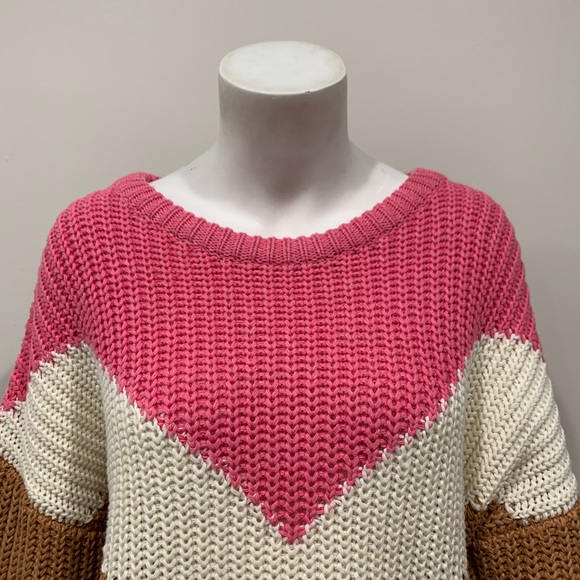 Color-block Chevron Sweater - Picture 3 of 5